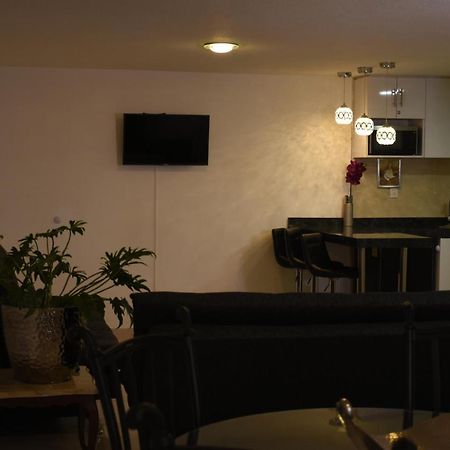 Departamento Alejandro - Completo Y Amplio Departamento En Una Zona Muy Tranquila De La Cdmx Mexico by Eksteriør bilde